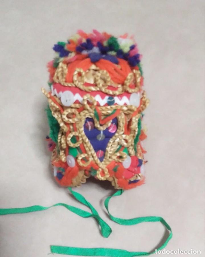 Artesan&iacute;a: Gorrito Zamorano de bebe - Foto 1