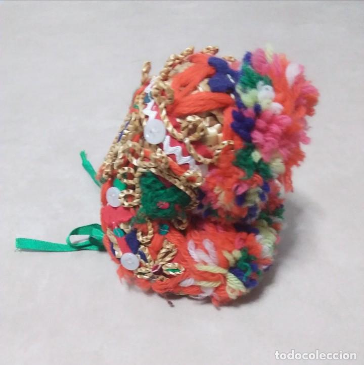 Artesan&iacute;a: Gorrito Zamorano de bebe - Foto 2