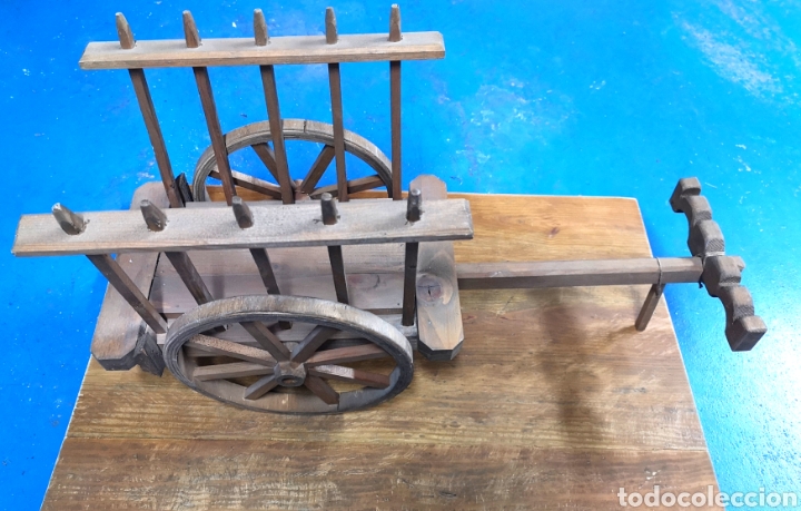 Artesan&iacute;a: Carro madera a escala. - Foto 1