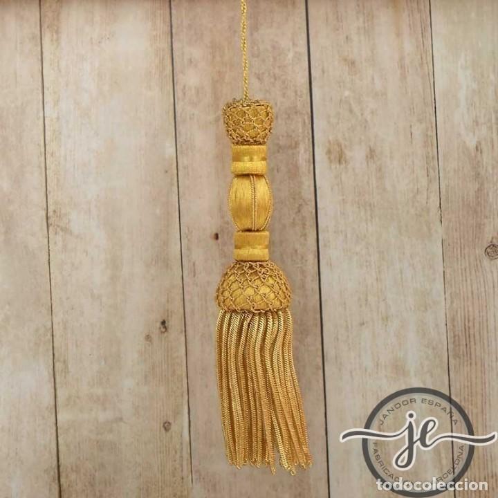Kunsthandwerk: Borla de oro con redes 10 cm con fleco de canutillo 7 cm