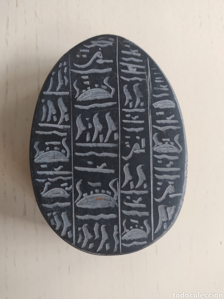 Artesan&iacute;a: Escarabeo tallado en piedra - Foto 1