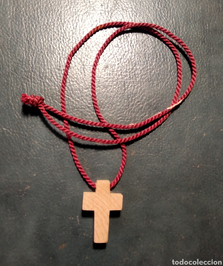 Artesan&iacute;a: Colgante cruz de madera - Foto 1