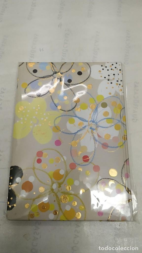 Artesan&iacute;a: LIBRETA FORRADA DE PAPEL COLORES - Foto 2