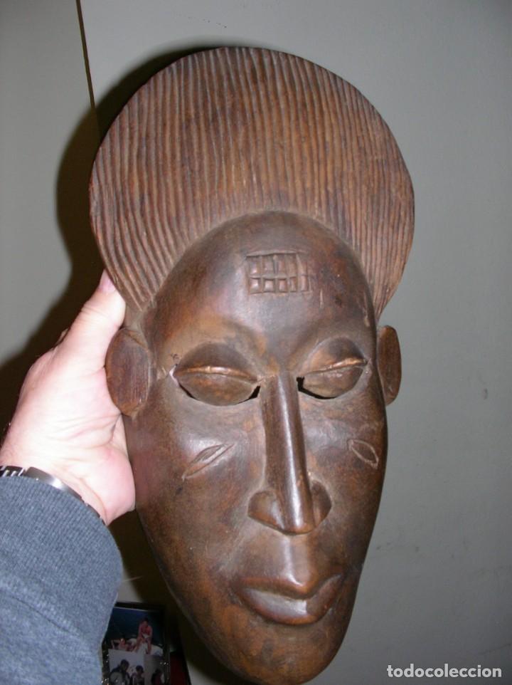 Artesan&iacute;a: M&Aacute;SCARA AFRICANA EN MADERA TALLADA - Foto 4