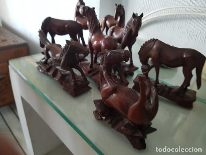 Artesan&iacute;a: Caballos tallados - Foto 2