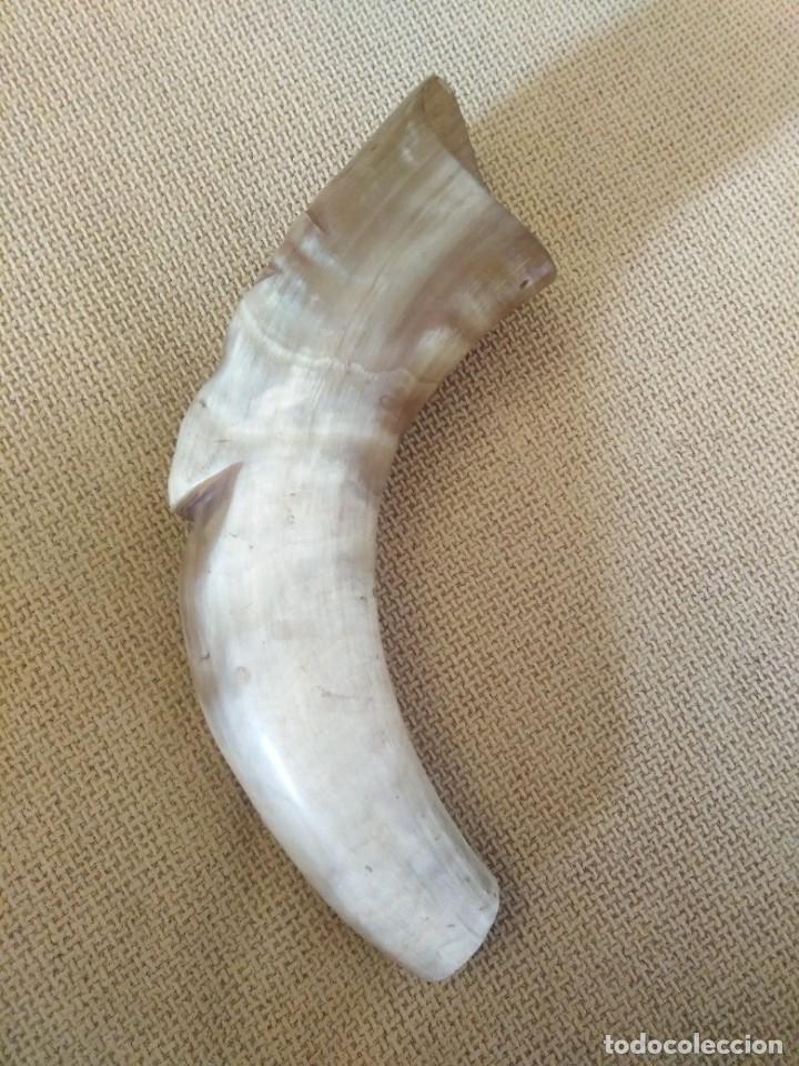 Artesan&iacute;a: Cuerno tallado - Foto 2