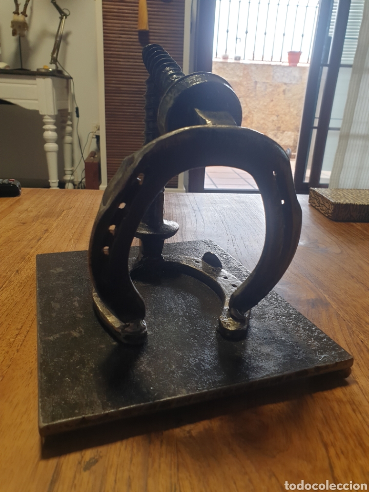 Artesan&iacute;a: Escultura el caballo de hierro - Foto 4