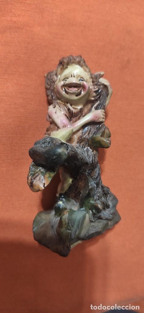 Artesan&iacute;a: Figura gnomo cer&aacute;mica - Foto 1