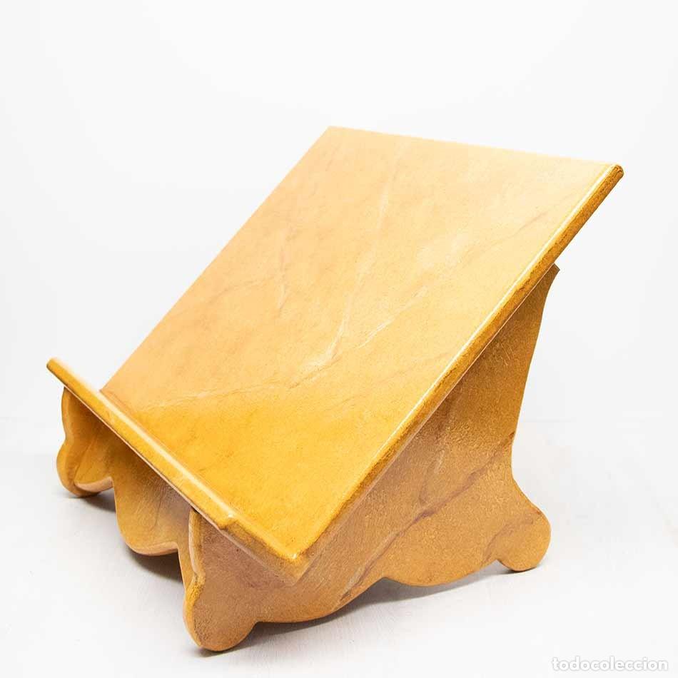 Artesan&iacute;a: Atril De Mesa Imitaci&oacute;n M&aacute;rmol Ocre - Foto 1