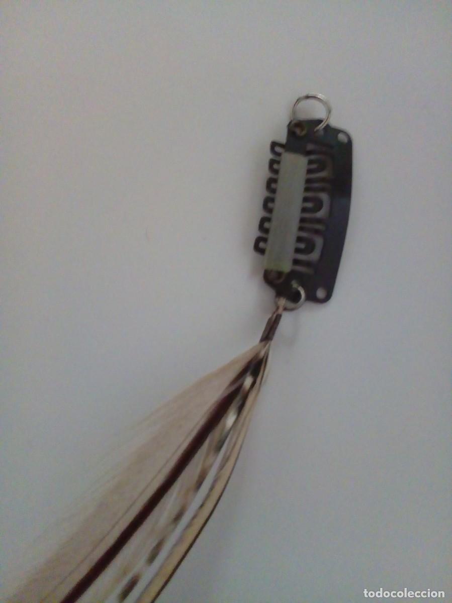 Artesan&iacute;a: Clip para el pelo - 5 plumas - Foto 2