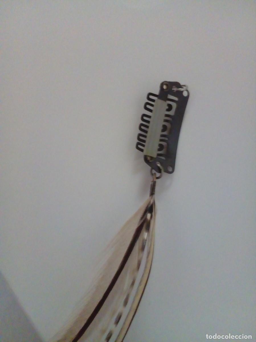 Artesan&iacute;a: Clip para el pelo - 5 plumas - Foto 3