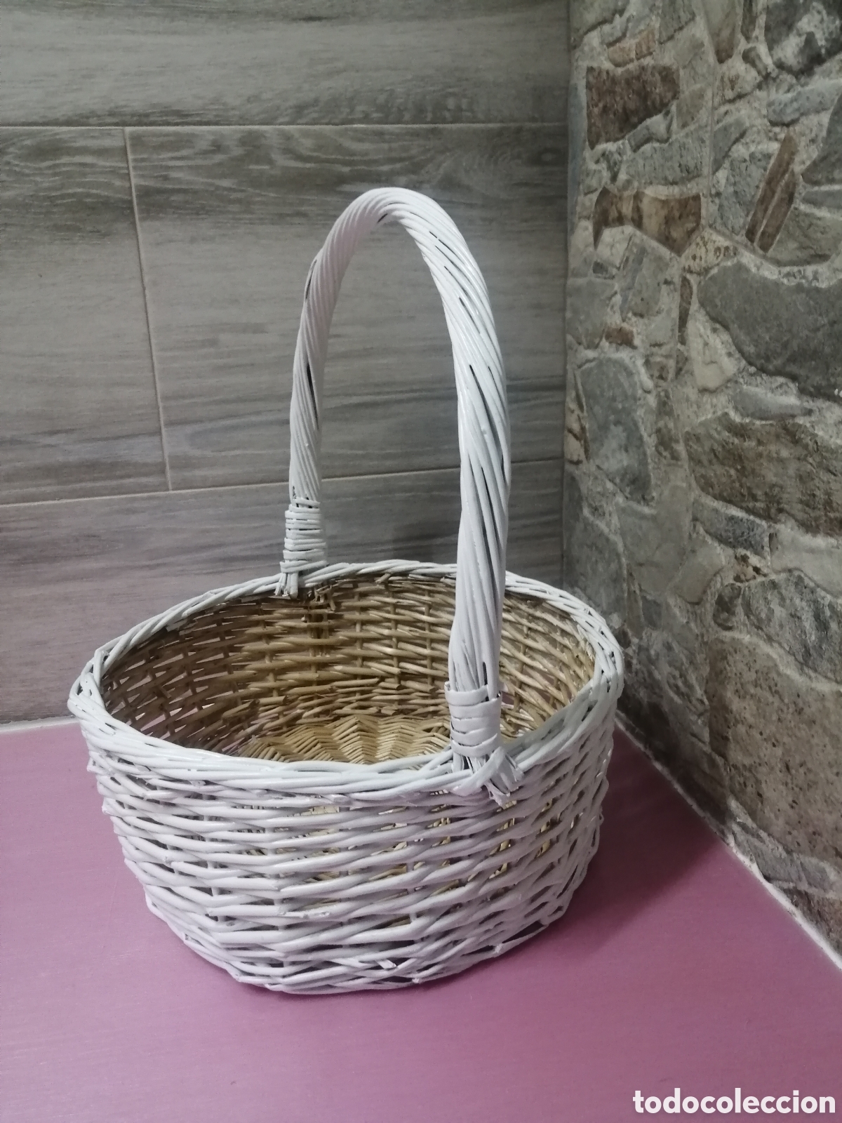 Artesan&iacute;a: Cesta de mimbre - Foto 1