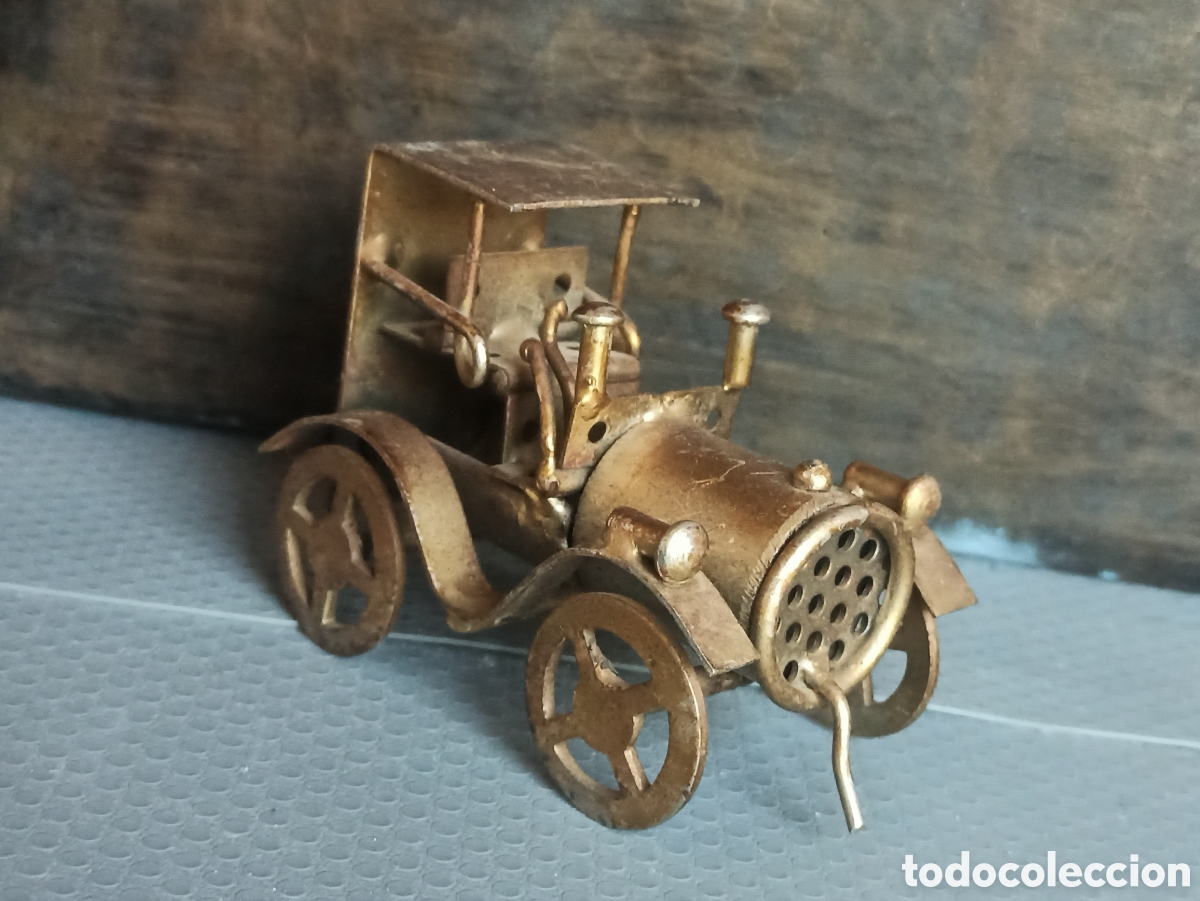 Artesan&iacute;a: Coche echo a mano de hierro - Foto 1
