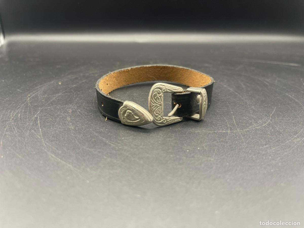 Artesan&iacute;a: PULSERA DE CUERO NEGRA - Foto 3