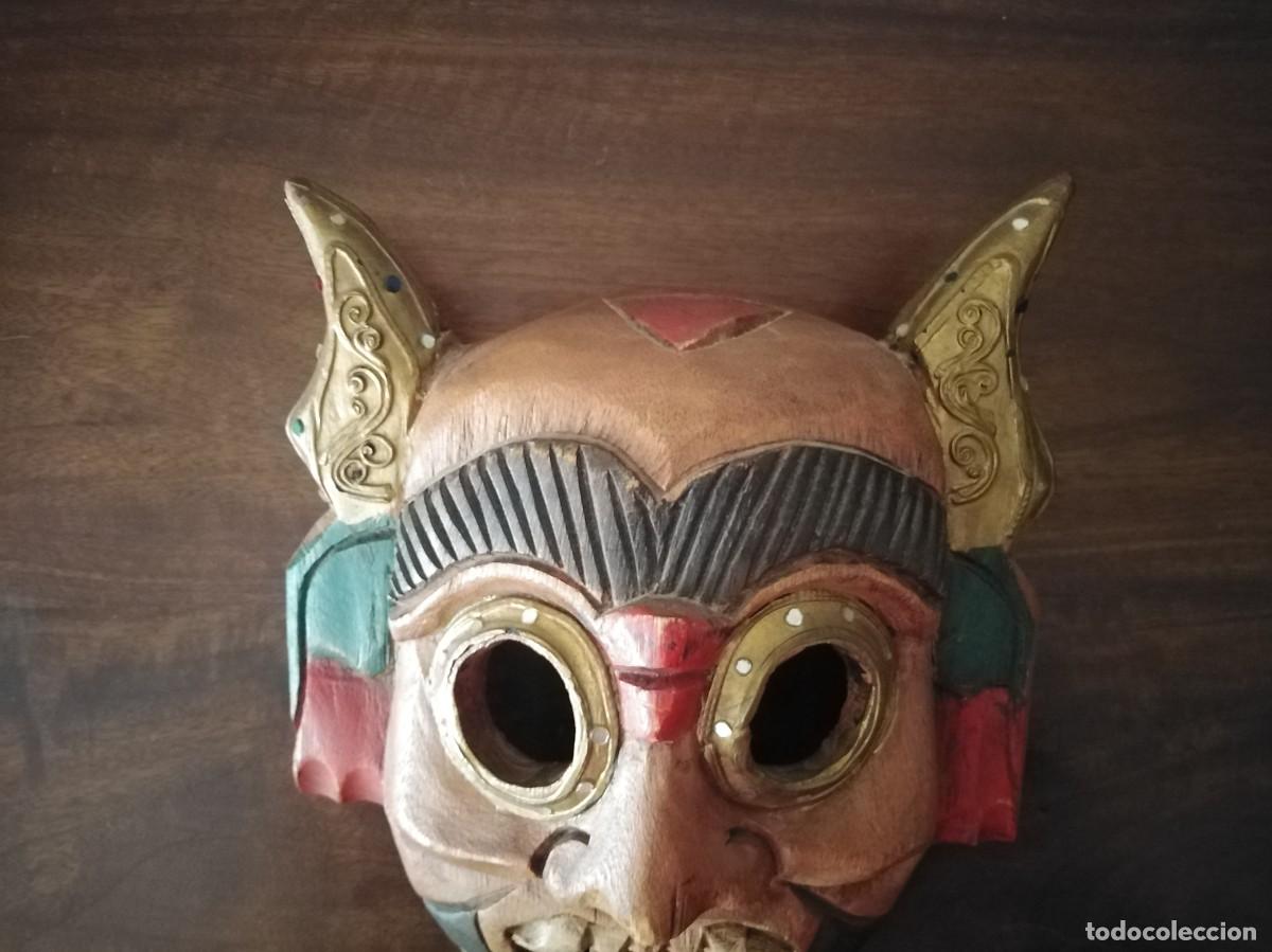 Artesan&iacute;a: M&aacute;scara asi&aacute;tica. En madera. - Foto 6