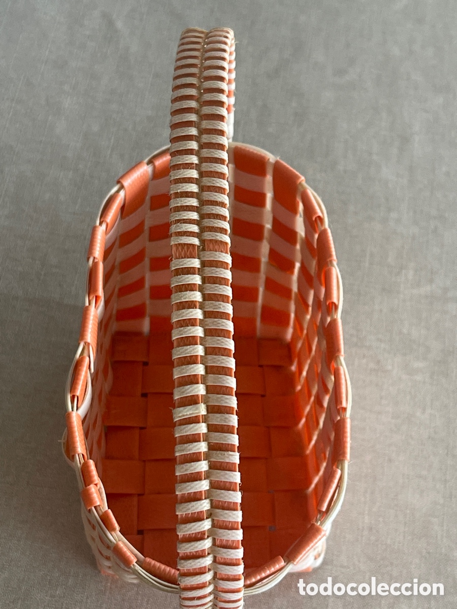 Artesan&iacute;a: Cesta de pl&aacute;stico, hecha a mano - Foto 3