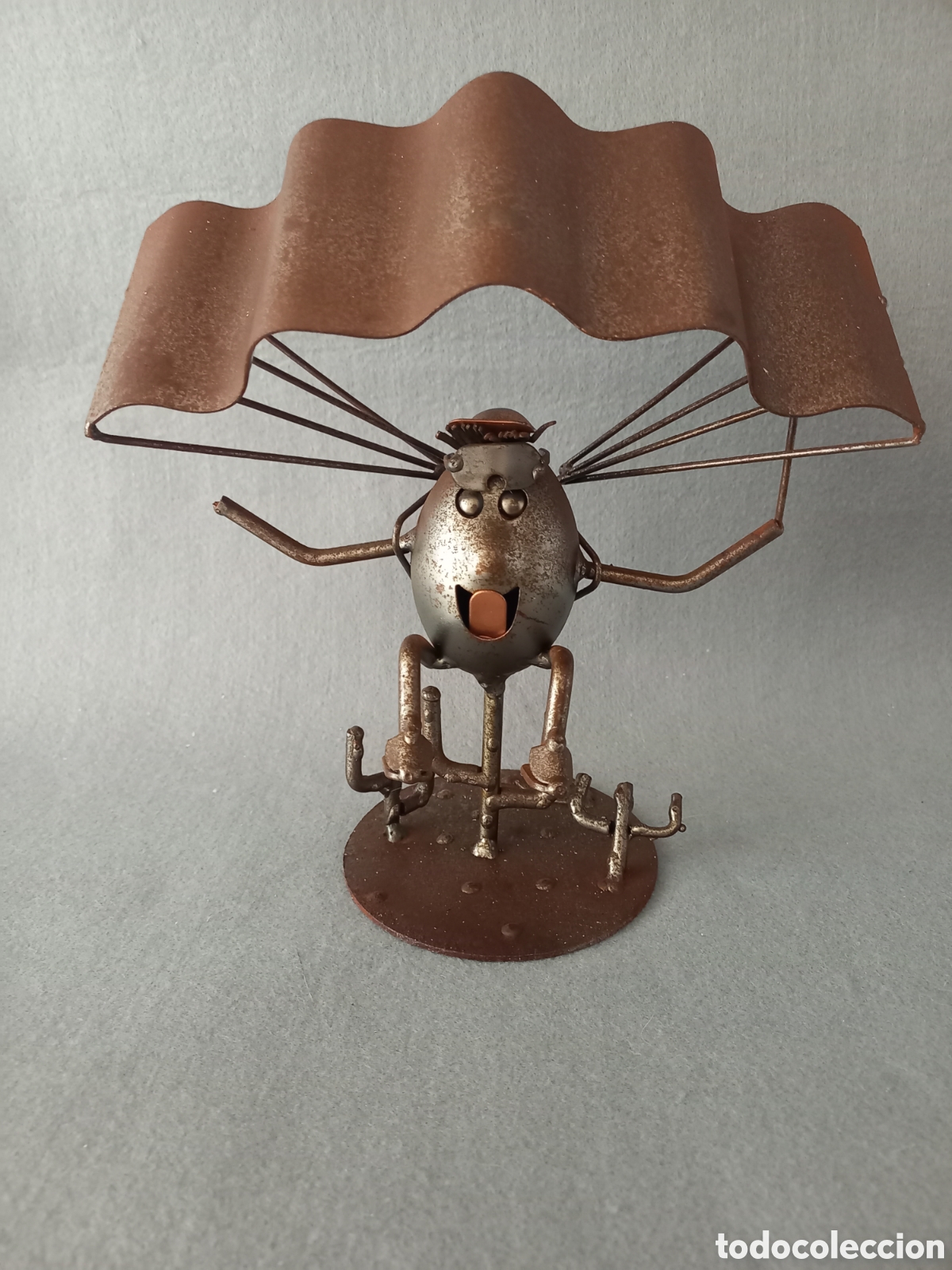 Artesan&iacute;a: Mu&ntilde;eco de hierro, - Foto 1