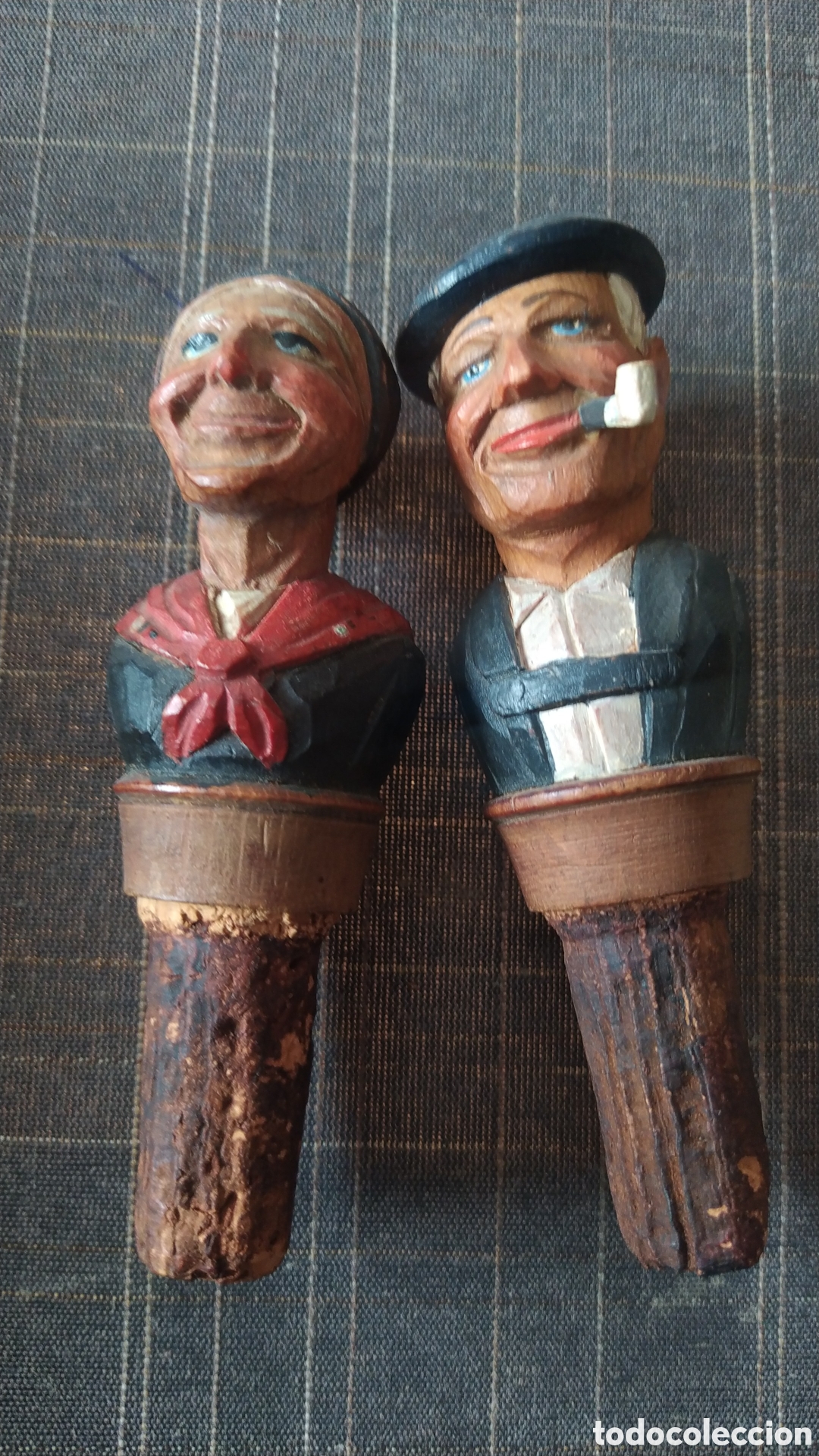 Artesan&iacute;a: Antiguos tapones de madera tallado - Foto 1