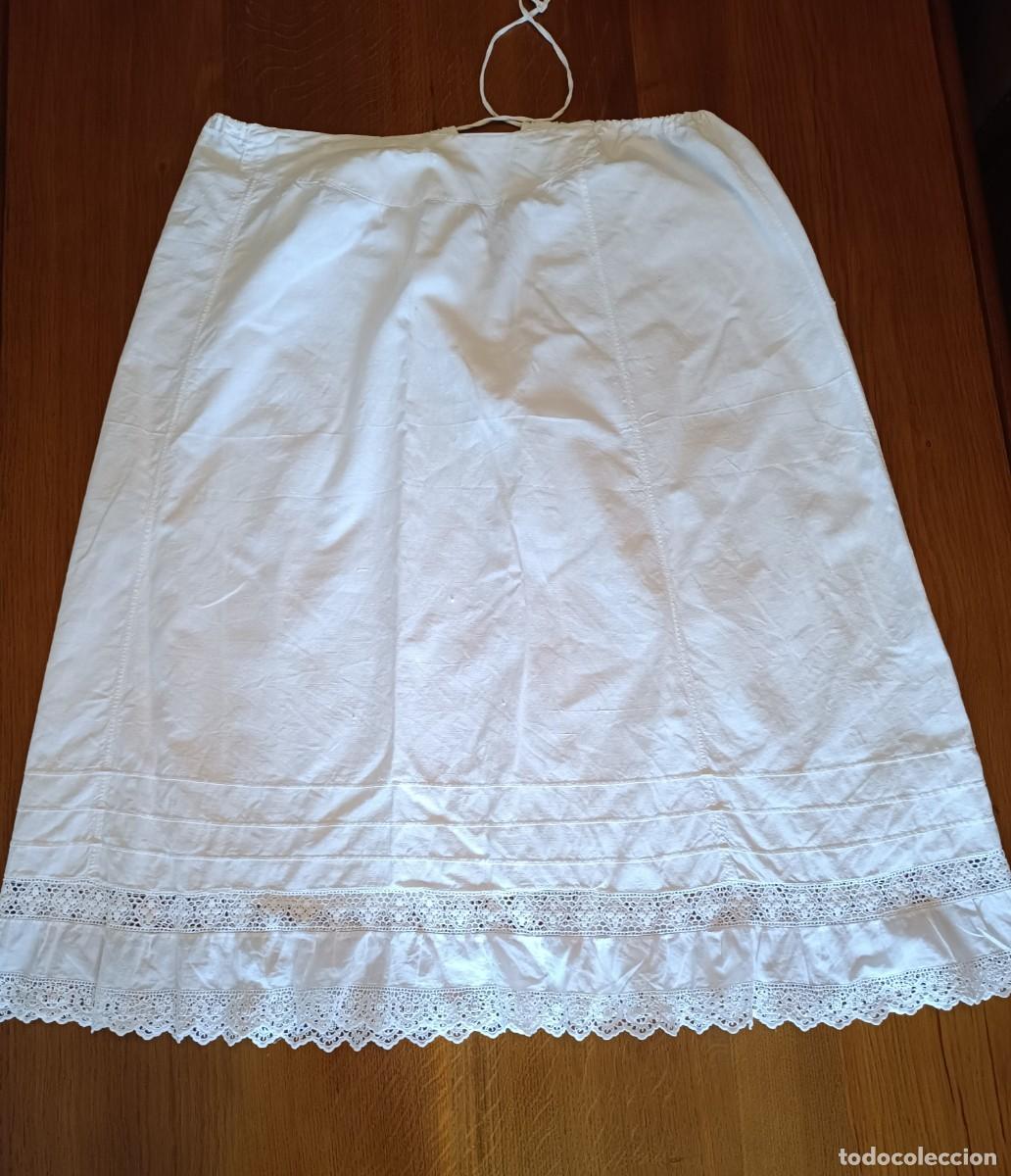 Artesan&iacute;a: Enagua antigua larga 75 - Foto 1