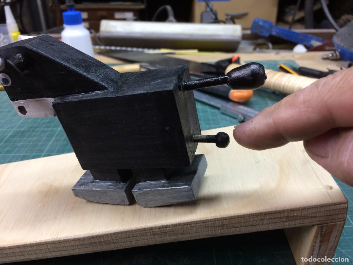 Artesan&iacute;a: AUTOMATA TORITO ANDADOR (Q) - Foto 4