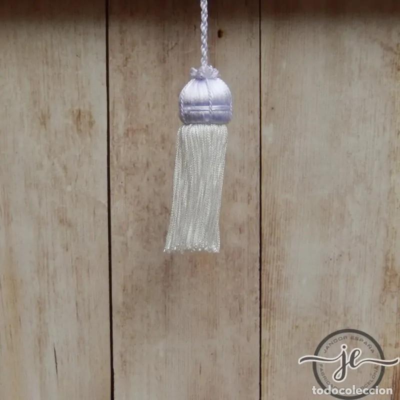 Artesan&iacute;a: Borla de seda blanca 7 cm - Foto 1