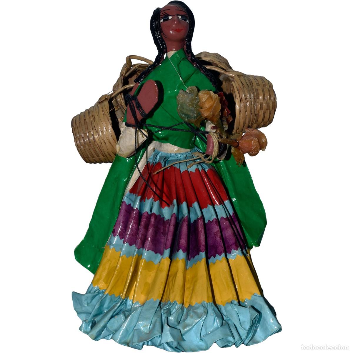 Artesan&iacute;a: FIGURA PAPEL MACHE. MUCHACHA con CESTOS - Foto 1