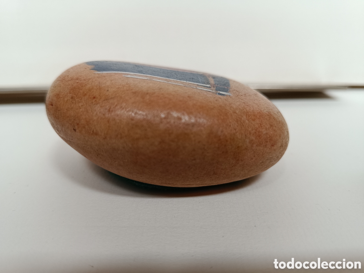 Artesan&iacute;a: Piedra pintada a mano timon y popa de barco - Foto 3