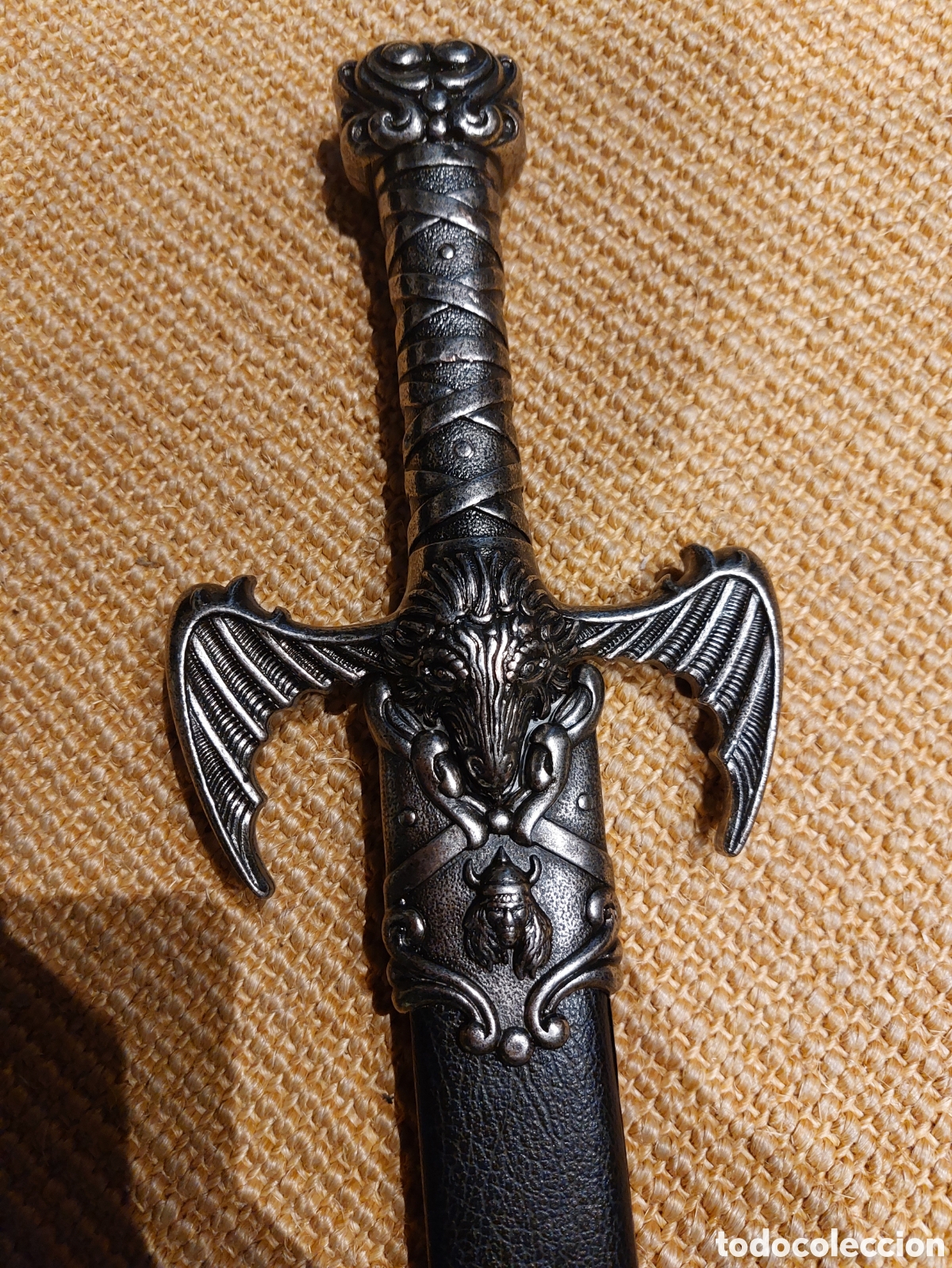 Artesan&iacute;a: Espada decorativa 45 cm con funda - Foto 2
