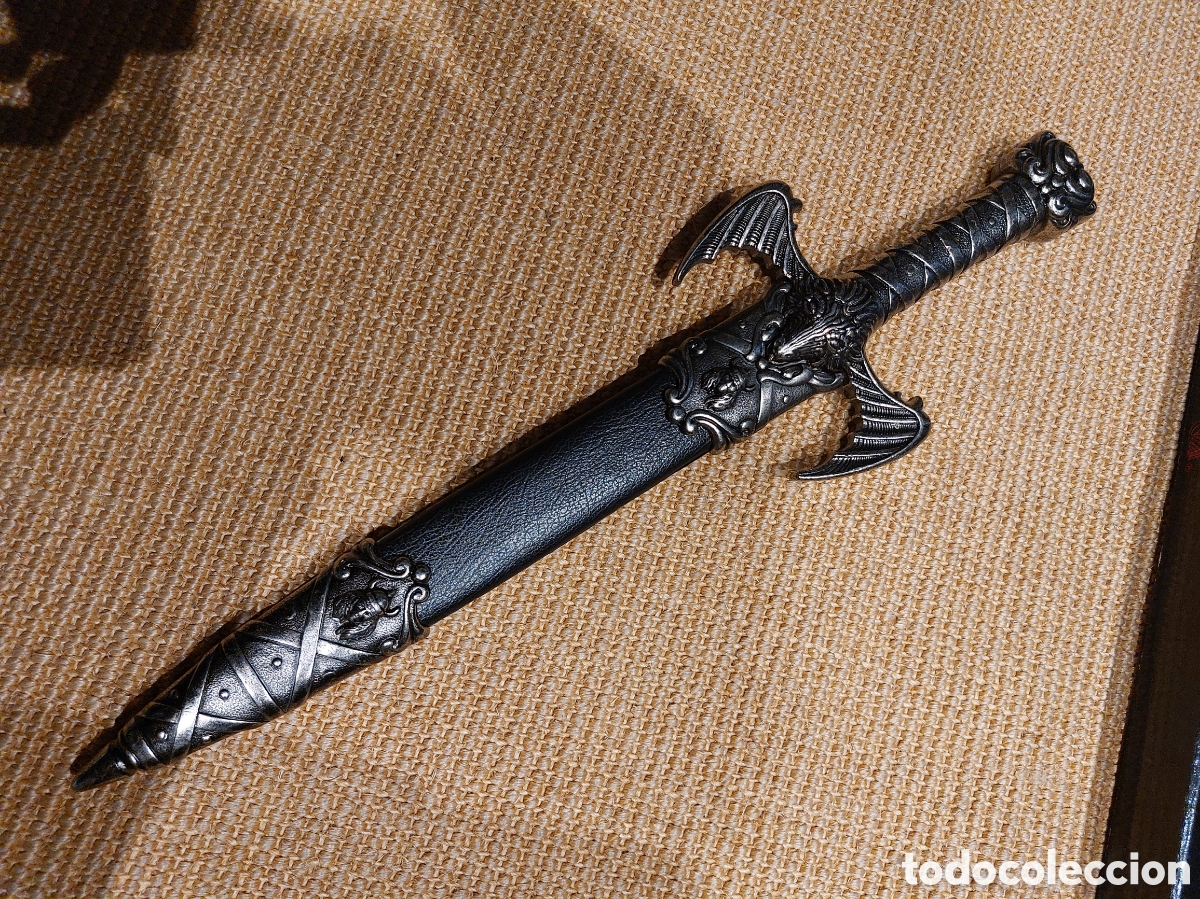 Artesan&iacute;a: Espada decorativa 45 cm con funda - Foto 3