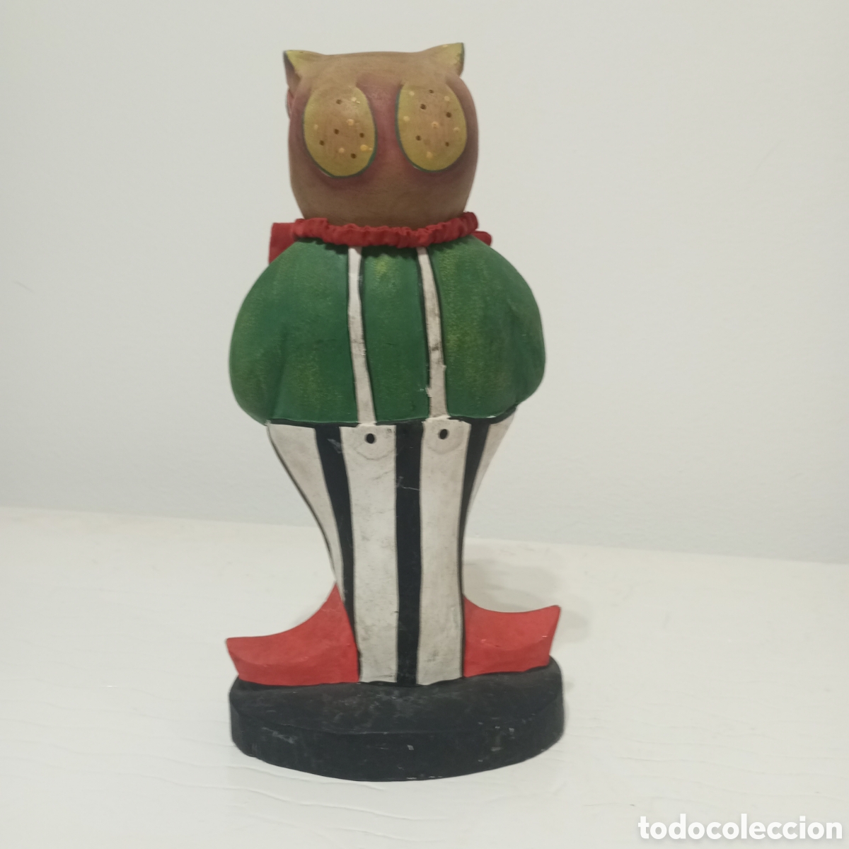 Artesan&iacute;a: Rana de madera pintada a mano.... - Foto 4