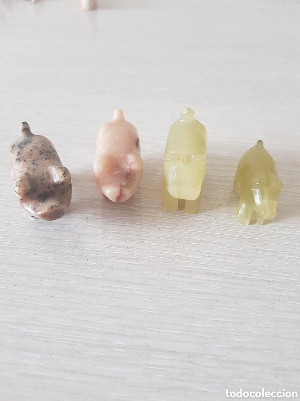 Artesan&iacute;a: Cerdos tallados en piedra - Foto 6