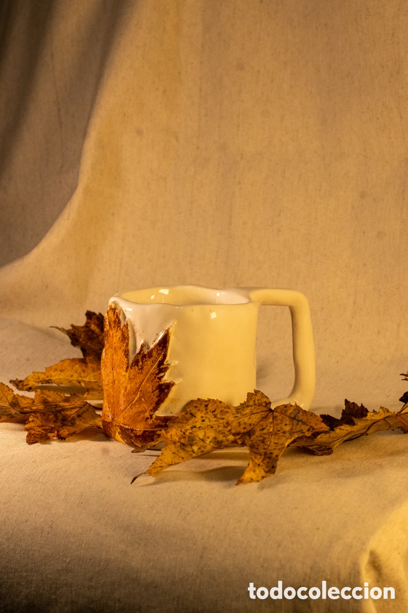 Artesan&iacute;a: Caneca artesanal com folha - Foto 2