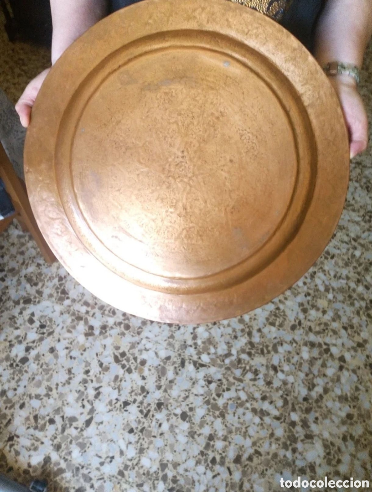 Artesan&iacute;a: Antigua bandeja de cobre - Foto 1