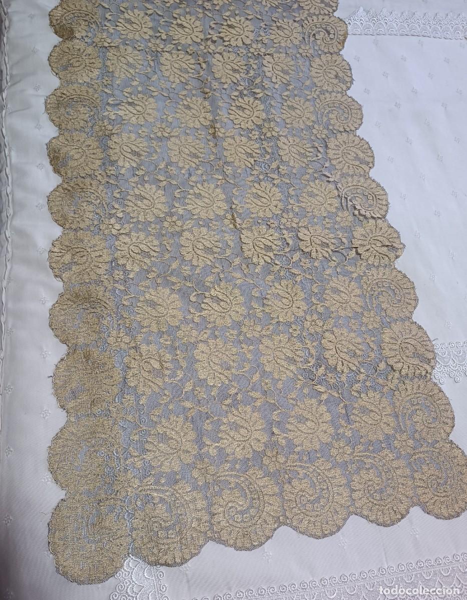 Artesan&iacute;a: Mantilla dorada para ceremonia - Foto 2