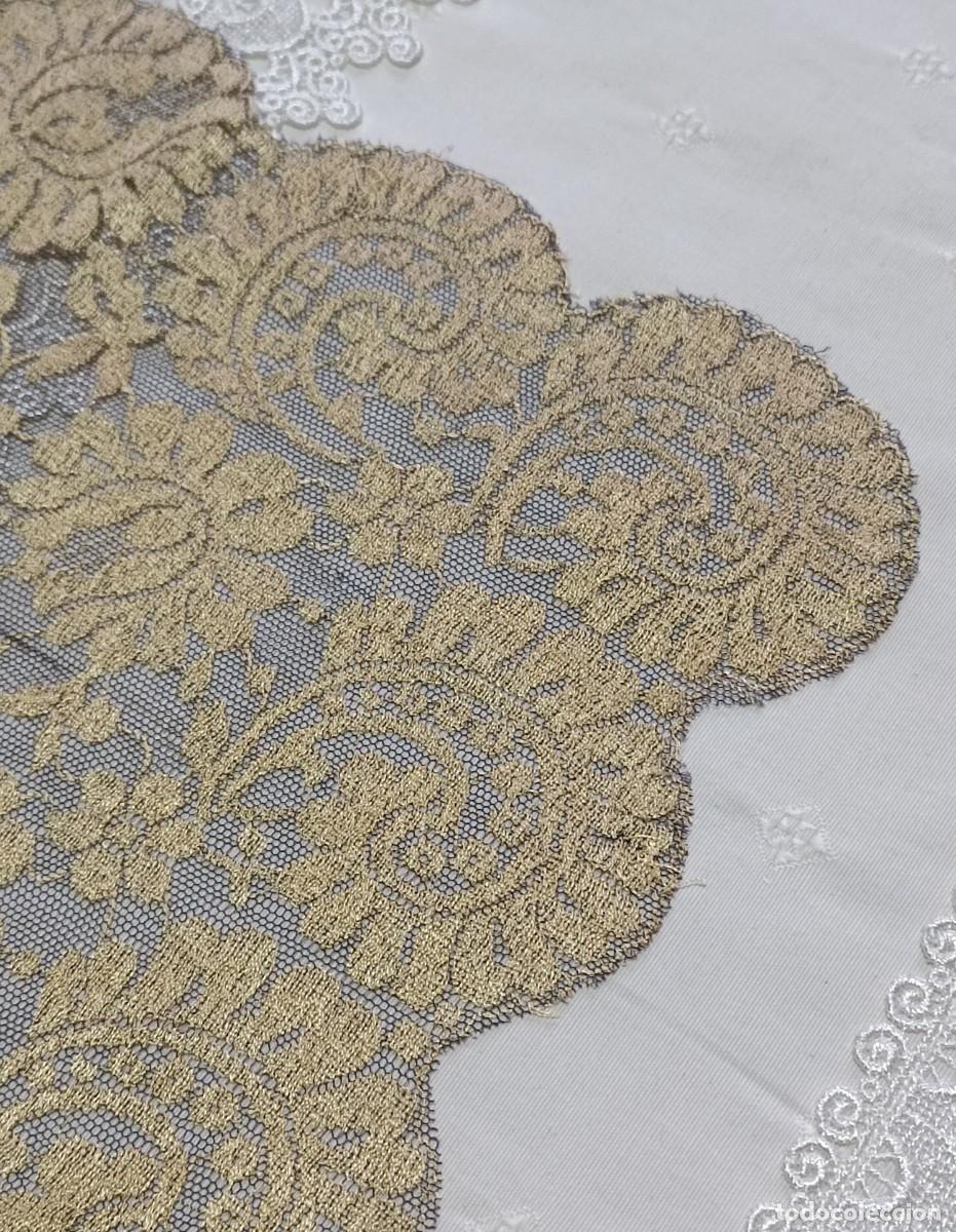 Artesan&iacute;a: Mantilla dorada para ceremonia - Foto 3