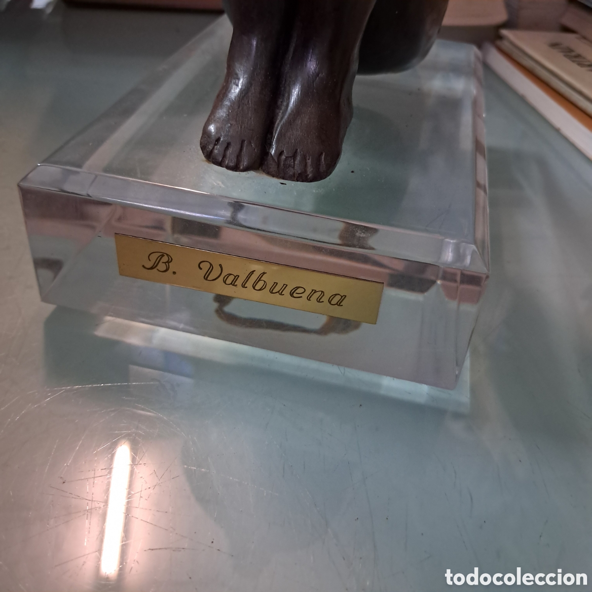 Artesan&iacute;a: Estatuilla de mujer sentada ,Valbuena - Foto 2