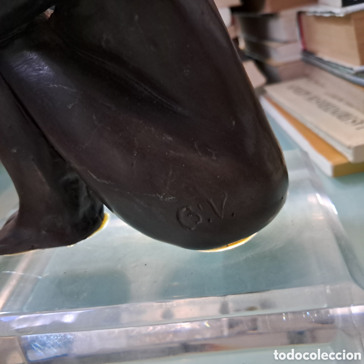 Artesan&iacute;a: Estatuilla de mujer sentada ,Valbuena - Foto 3