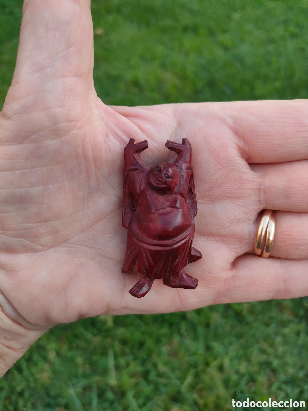 Artesan&iacute;a: Figura de buda, tallado en madera (caoba?) - Foto 2