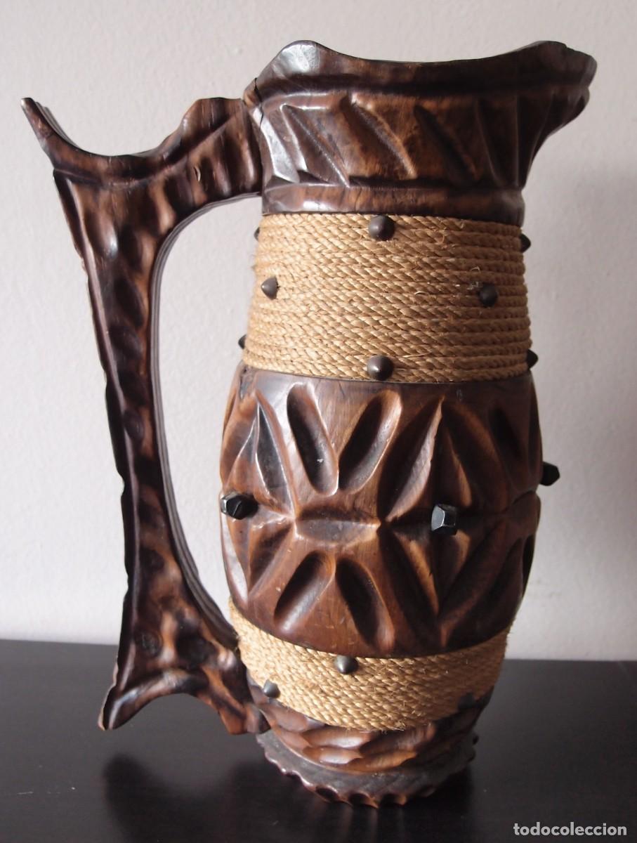 Artesan&iacute;a: Jarra de madera tallada - Foto 6
