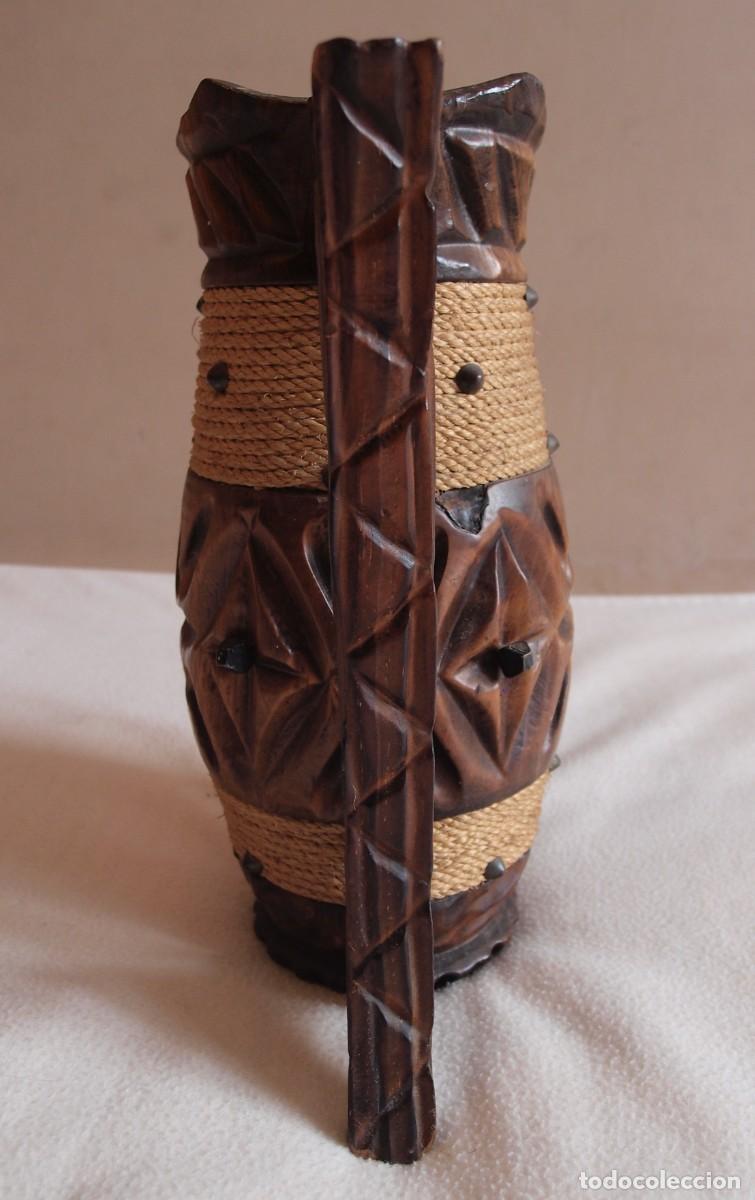 Artesan&iacute;a: Jarra de madera tallada - Foto 7
