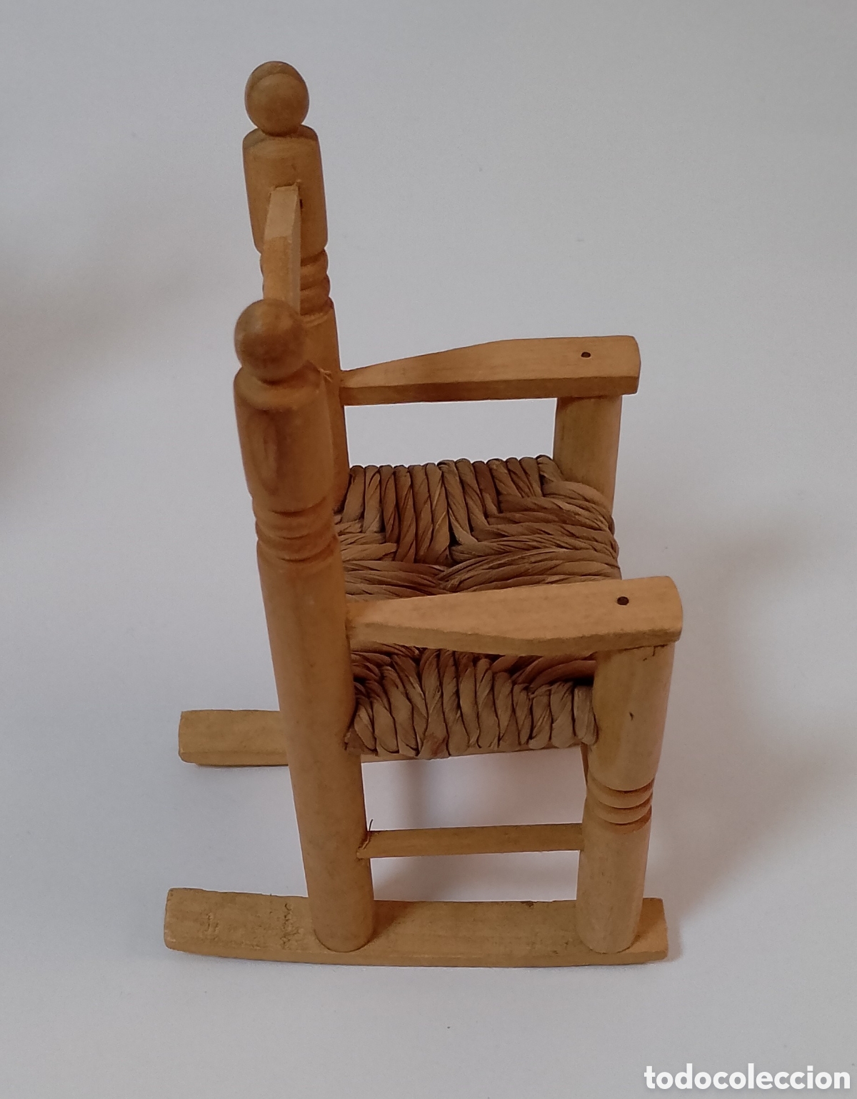 Artesan&iacute;a: Juego de sillas - Para mu&ntilde;ecas - Foto 3