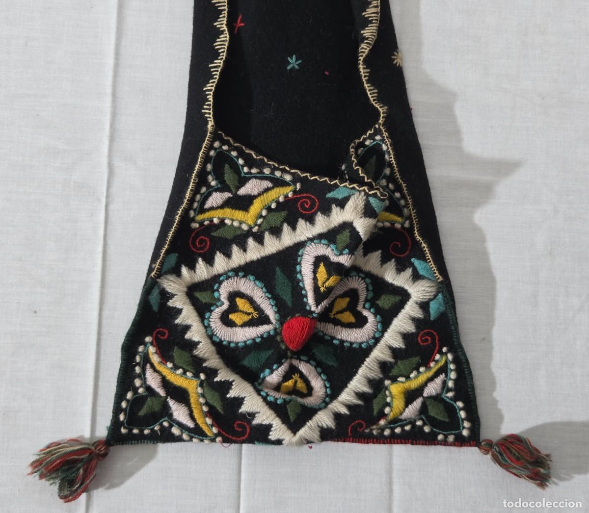 Artesan&iacute;a: Alforjas tradicionales bordadas en pa&ntilde;o - Foto 4