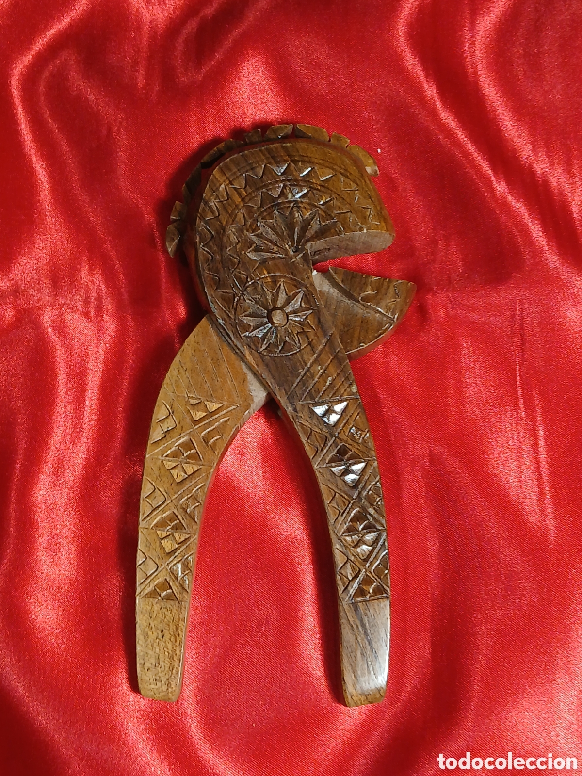 Artesan&iacute;a: Cascanueces de madera artesanal - Foto 2