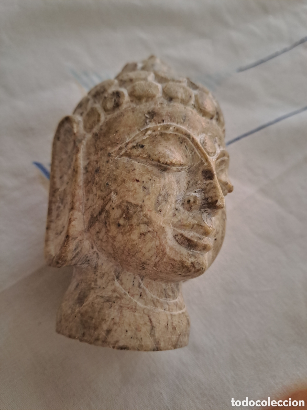 Artesan&iacute;a: Cabeza de buda de piedra tallada - Foto 1