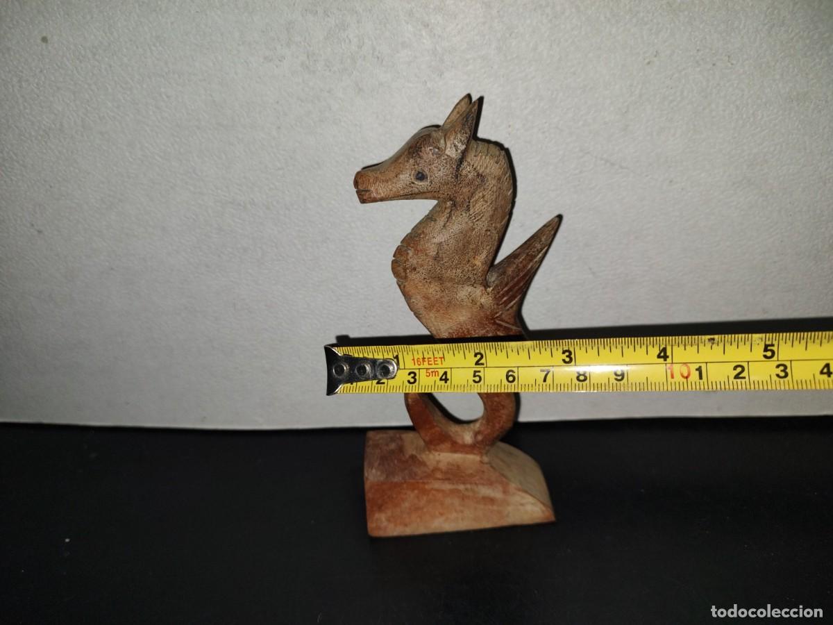 Artesan&iacute;a: A5- CABALLITO DE MAR DE MADERA - 90S - Foto 4