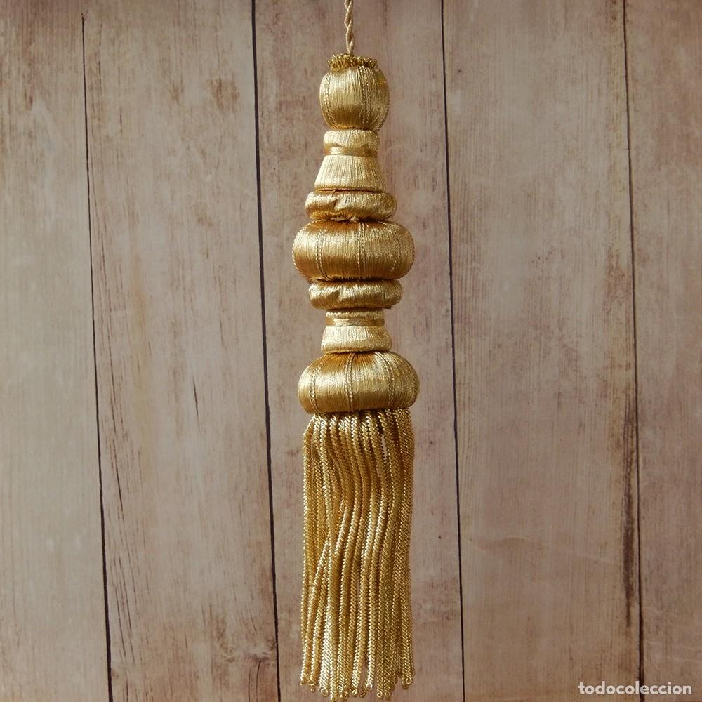 Artesan&iacute;a: Borla de oro de 12 cm con fleco de canutillo de 10 cm - Foto 1