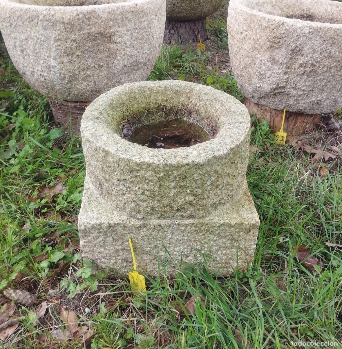Artesan&iacute;a: Pila Circular de Granito 34cm con Base Cuadrada // jrsanchezantiques - Foto 1