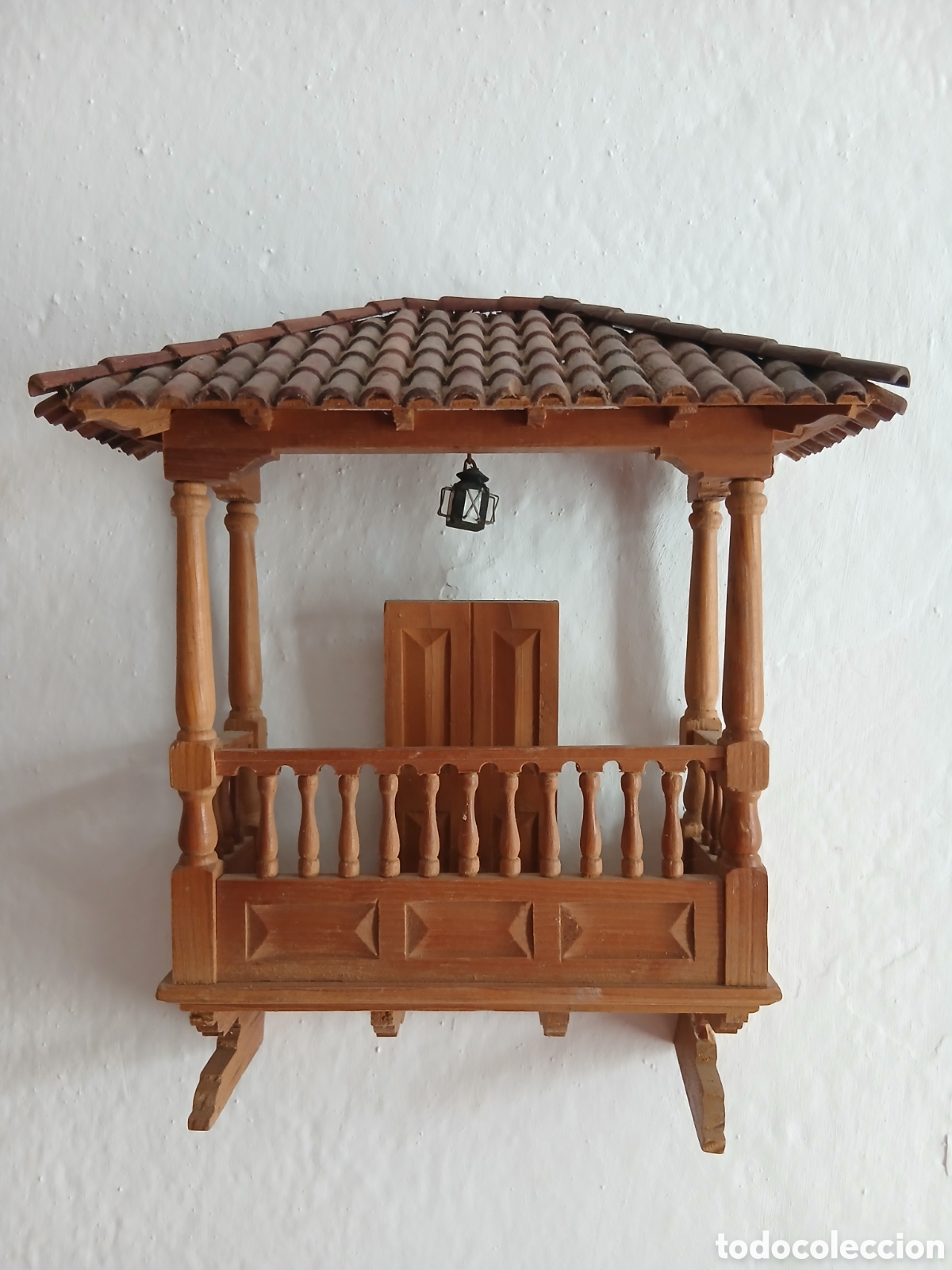 Artesan&iacute;a: Balc&oacute;n de madera artesanal - Foto 1