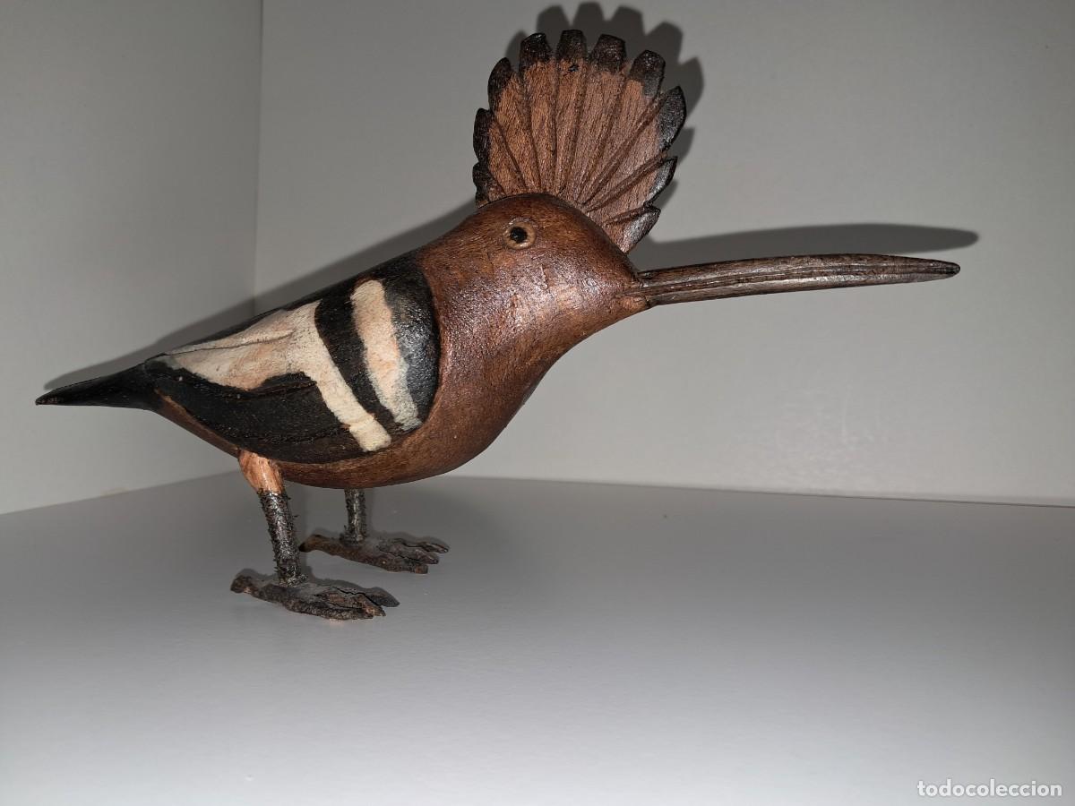 Artesan&iacute;a: Figura de ABUBILLA (Puput) Esculturada en Senegal con madera del pa&iacute;s. A&ntilde;o 2005