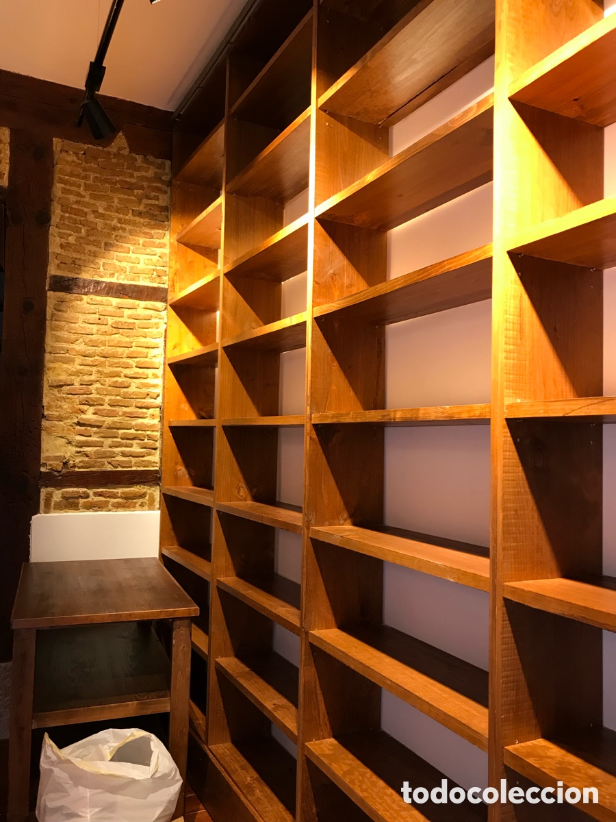 Artesan&iacute;a: Librer&iacute;as de pino macizo